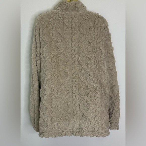 Jen & Co Faux Fur Quarter Zip Pullover size L/XL - Picture 2 of 8